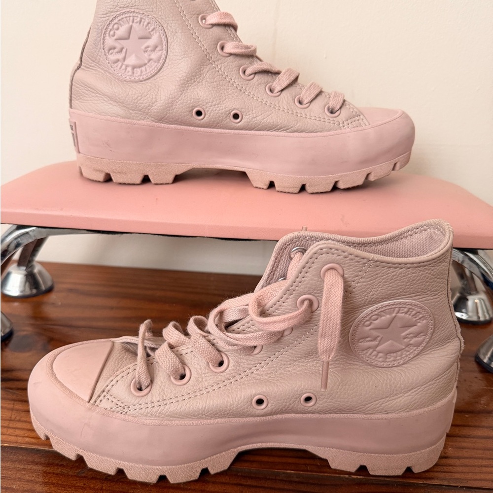 Converse Hi Lugged Mauve
Monochrome Women's Platform Sneakers